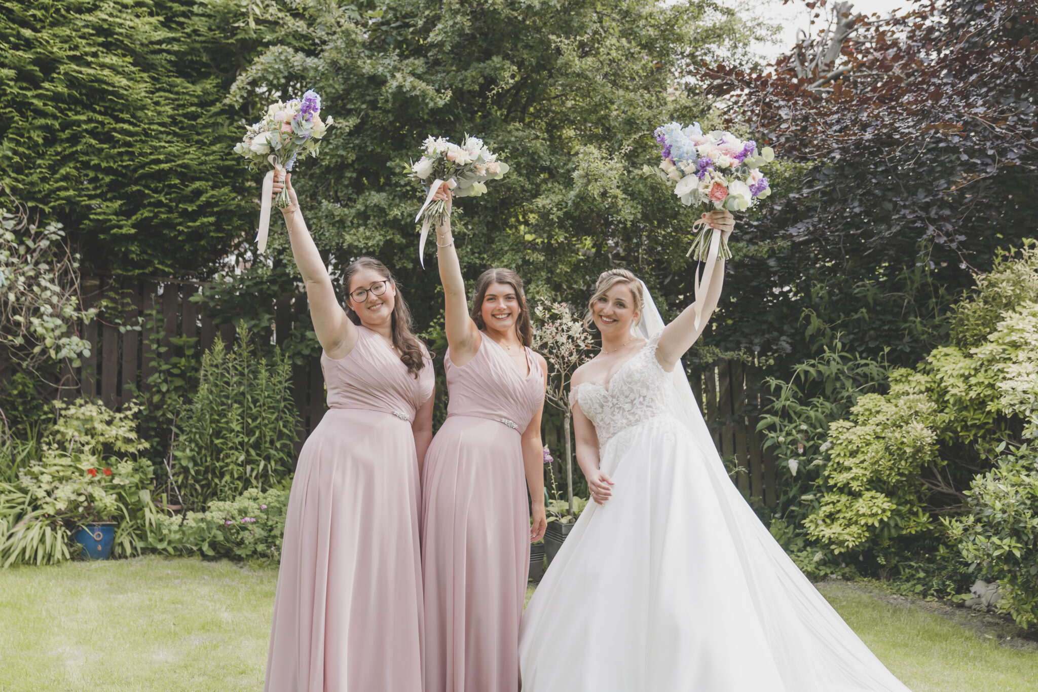 Choosing the perfect wedding photographer.